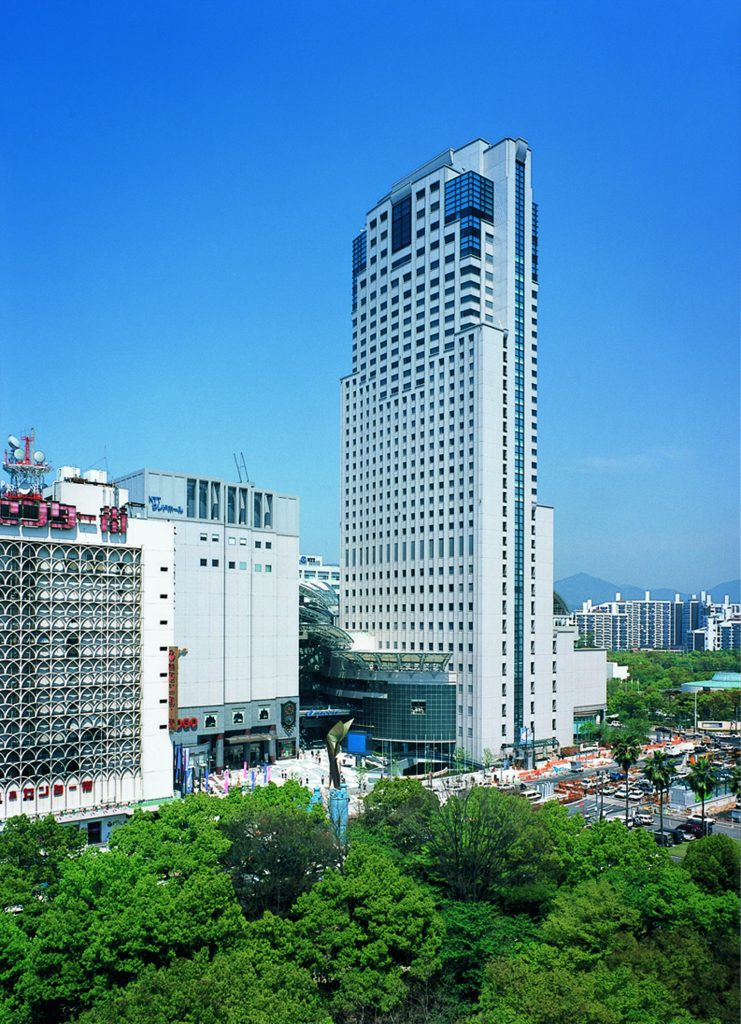 外観（写真：川澄建築写真事務所）